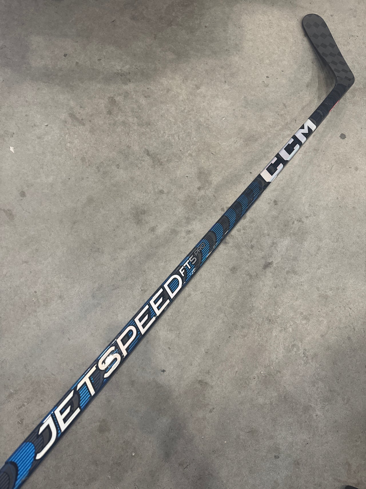 CCM JETSPEED FT5 PRO - 100 FLEX - P29 - LEFT HAND - NEW