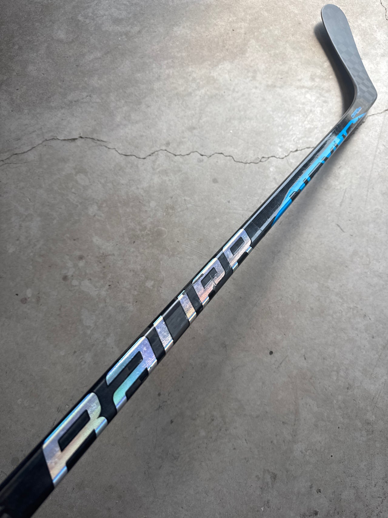 Bauer Nexus Sync - 87 FLEX - P92- LEFT HAND - SENIOR - RESTORED