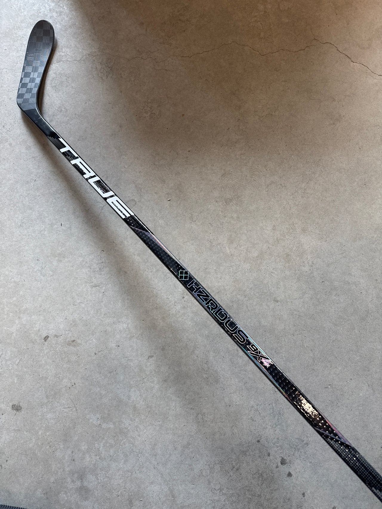TRUE SMOKE WRAPPED AS 9X4 - Senior 75 FLEX - P28 Custom - RIGHT HAND - NEW
