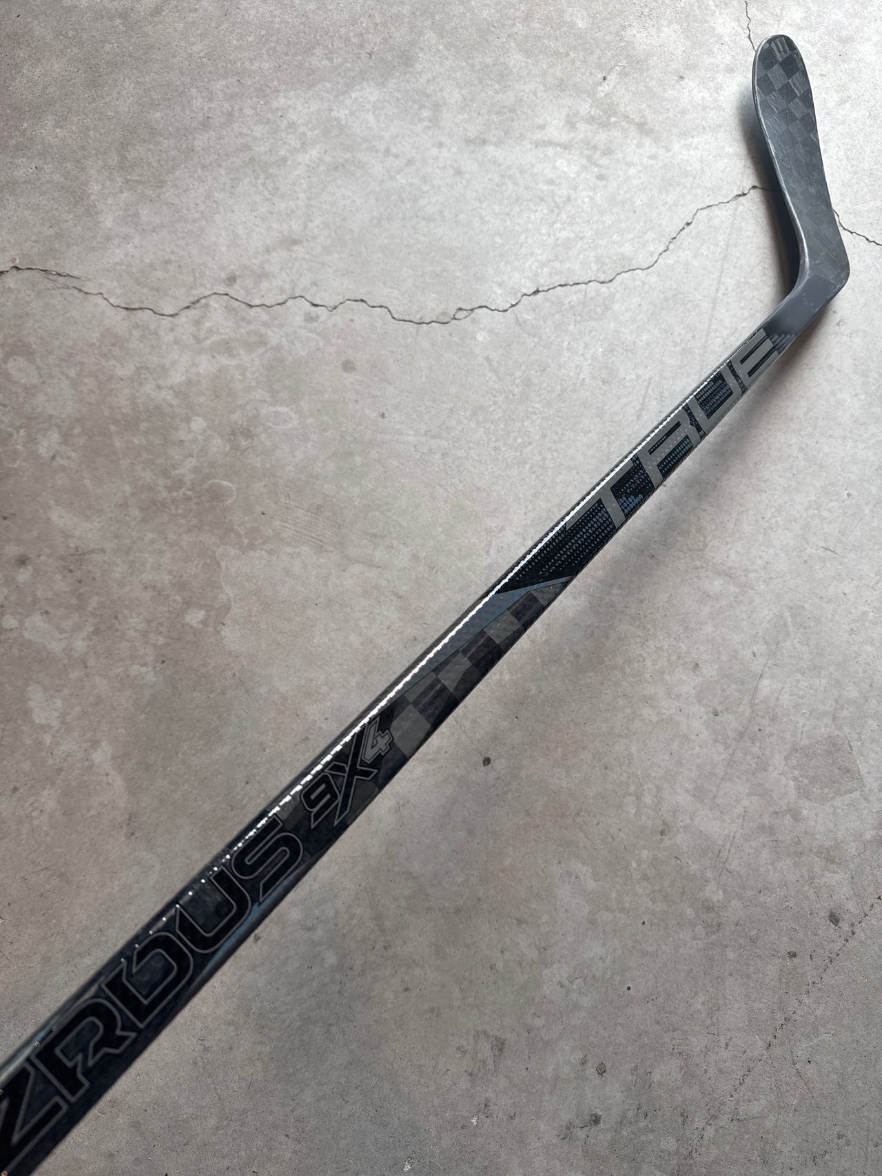 True Hzrdus 9X4 - 75 FLEX - P28- LEFT HAND - NEW