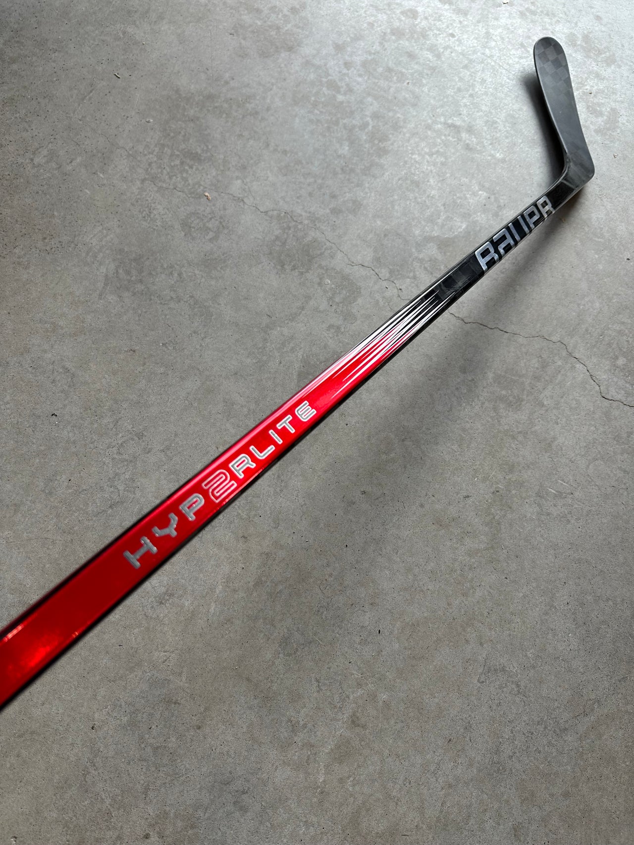 BAUER VAPOR HYPERLITE 2 - 82 FLEX - P90TM - LEFT HAND - NEW
