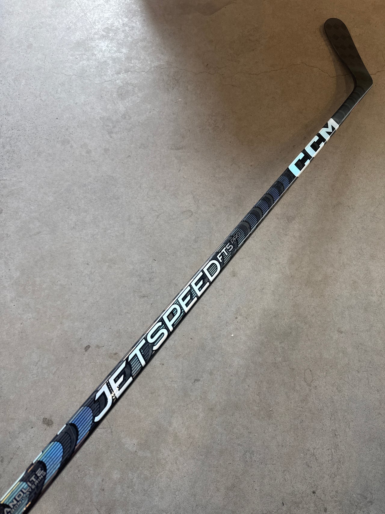CCM JETSPEED FT5 PRO - 85 FLEX - P29 - LEFT HAND - NEW
