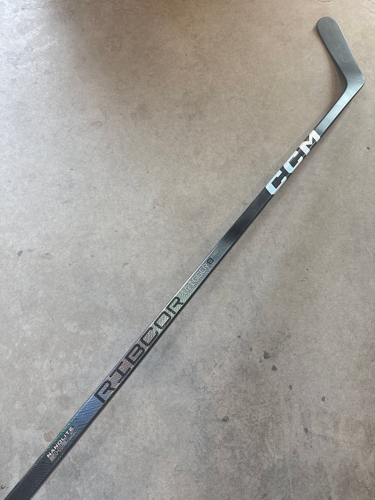 CCM RIBCORE TRIGGER 8 PRO - 90 FLEX - P92 - LEFT HAND - NEW - TAVARES
