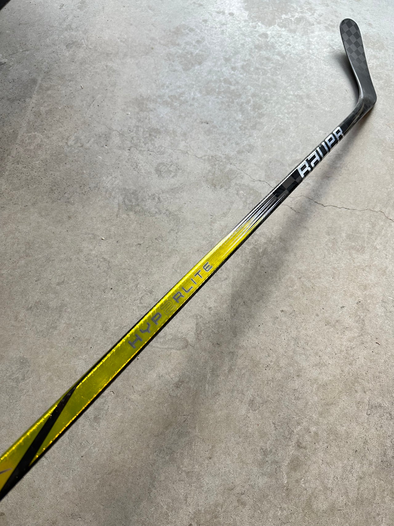 BAUER VAPOR HYPERLITE 2 - 82 FLEX - P92 - LEFT HAND - NEW