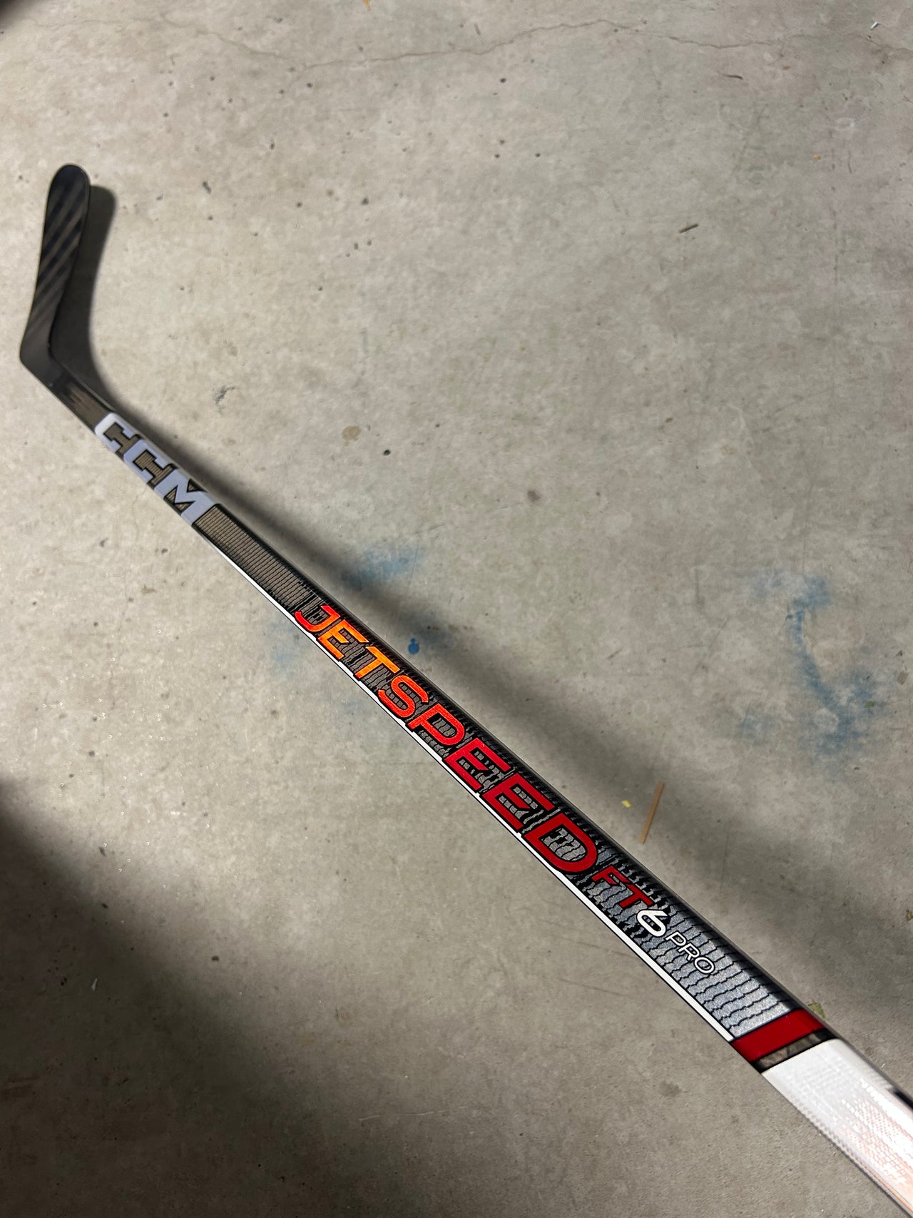 CCM JETSPEED FT6 PRO - 85 FLEX - P90TM- RIGHT HAND - NEW