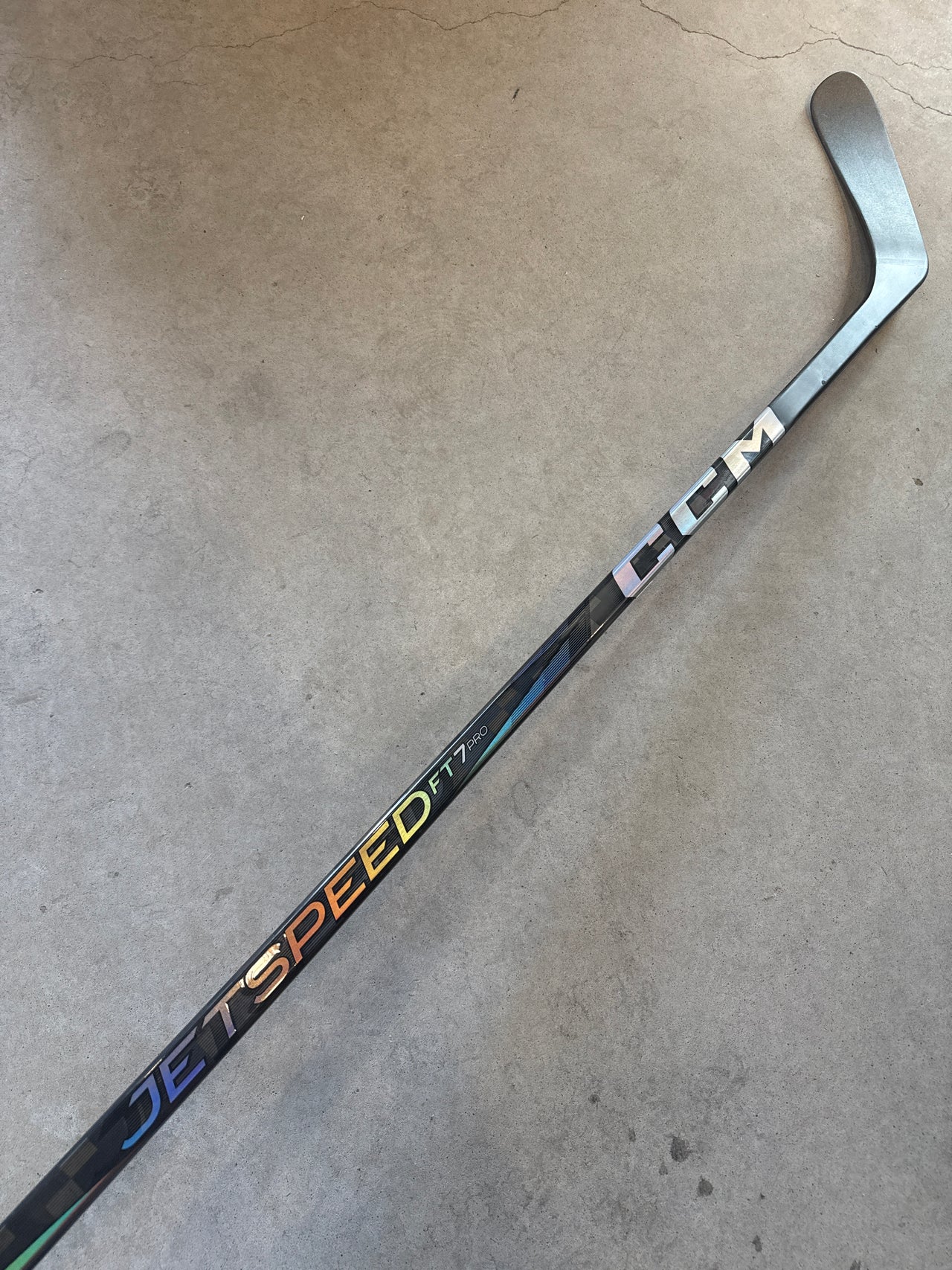 CCM JETSPEED FT7 PRO - 80 FLEX - P28 - LEFT HAND - NEW