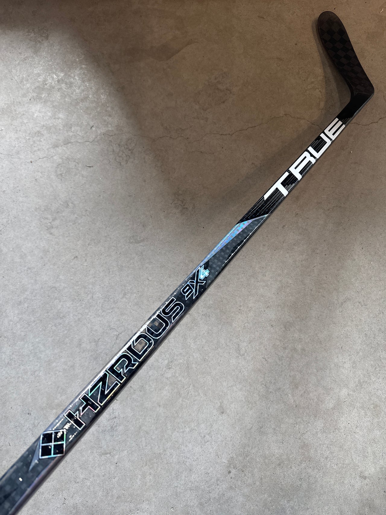 True Hzrdus 9X4 - 90 FLEX - P28- LEFT HAND - NEW