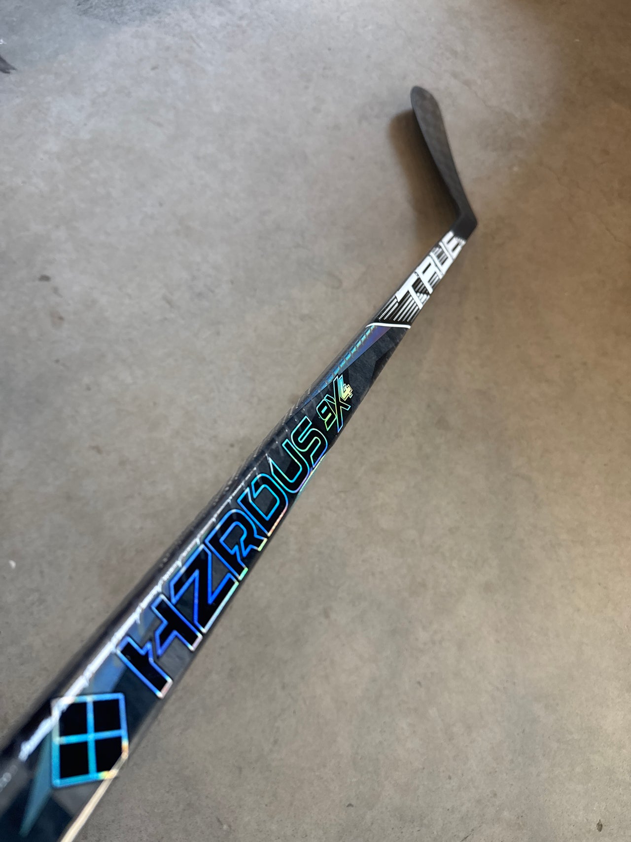 True Hzrdus 9X4 - 95 FLEX - P88- LEFT HAND - NEW