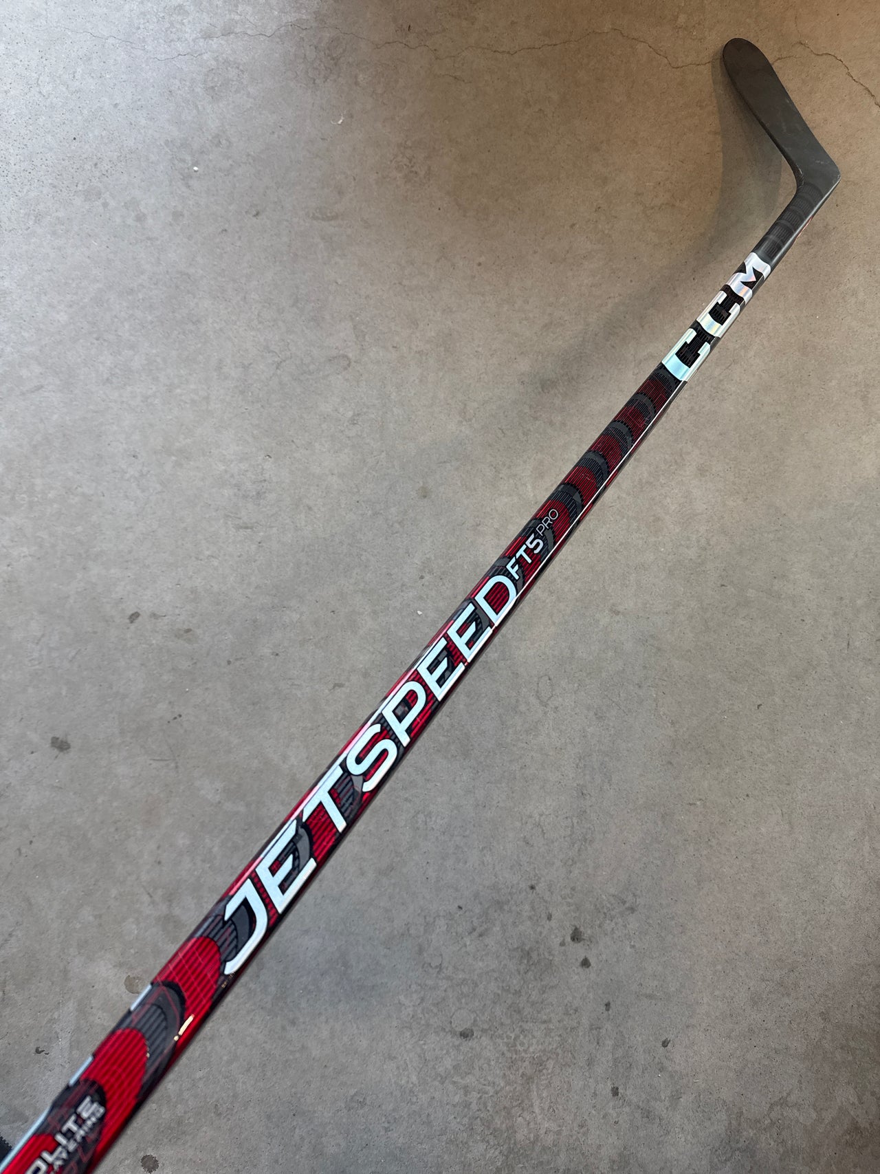 CCM JETSPEED FT5 PRO - 90 FLEX - P28M - LEFT HAND - NEW