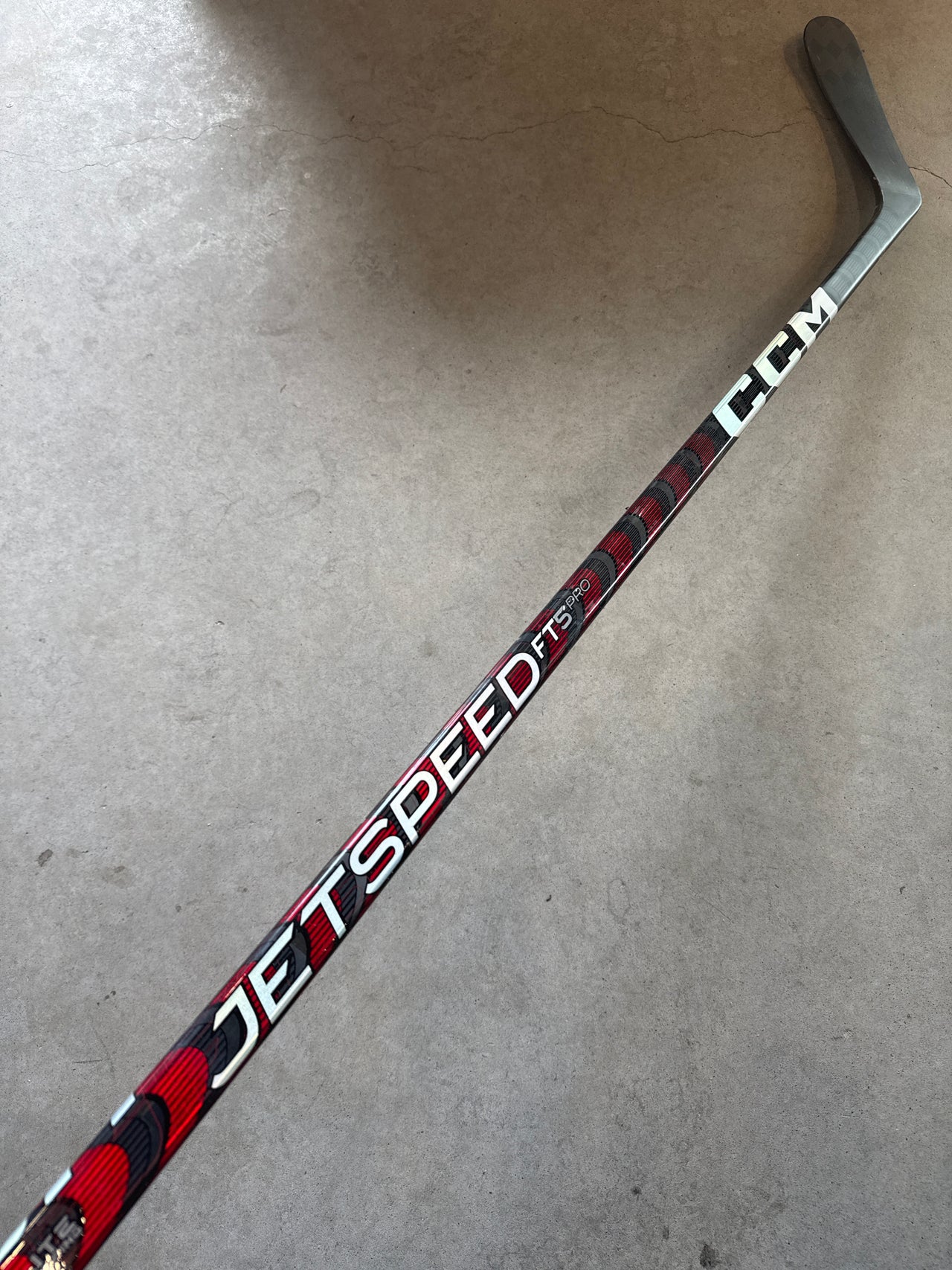 CCM JETSPEED FT5 PRO - 95 FLEX - P29 - LEFT HAND - NEW